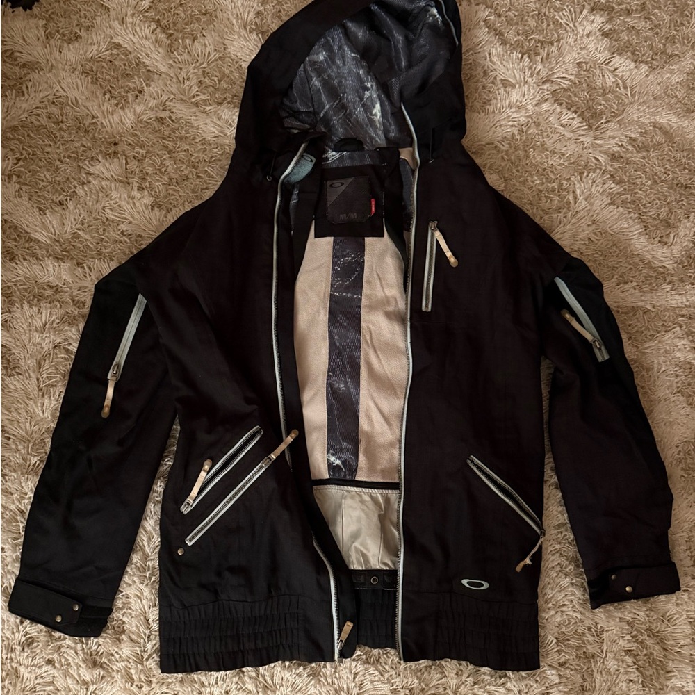 Oakley Black Ski Jacket with Icy Blue Accents
